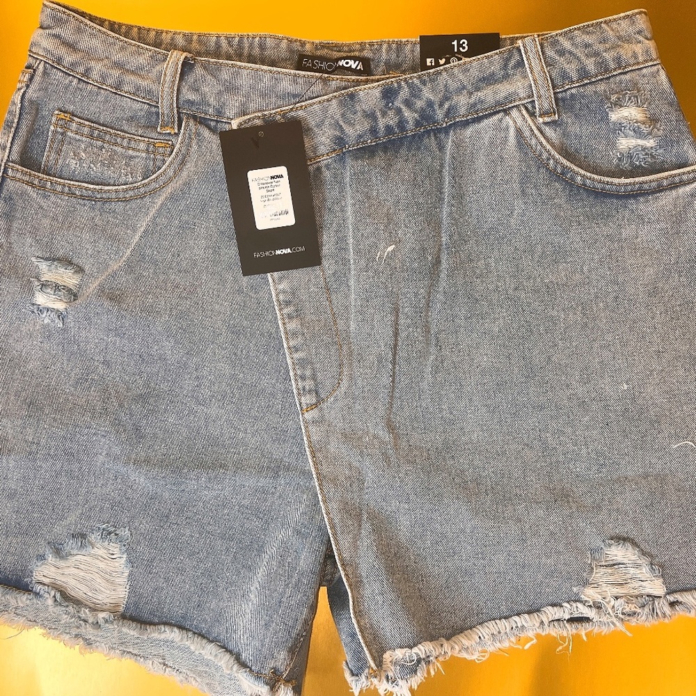 Jean skort